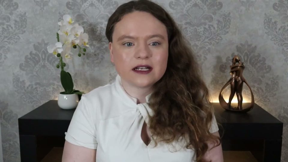 Lady Penelope im Video zu diesem Beitrag
