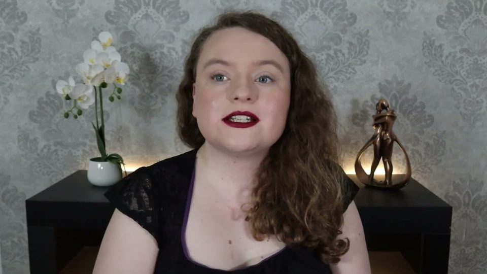 Lady Penelope im Video zu diesem Beitrag
