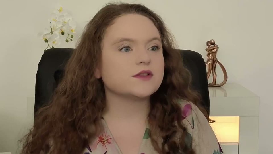 Lady Penelope im Video zu diesem Beitrag